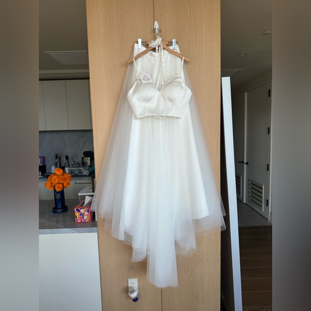 Wardrobe by Dulcinea ivory set (sz 4)